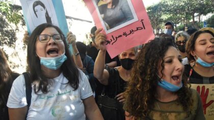 Algeria-protest-against-death-of-charred-and-raped-lady-420x236-1